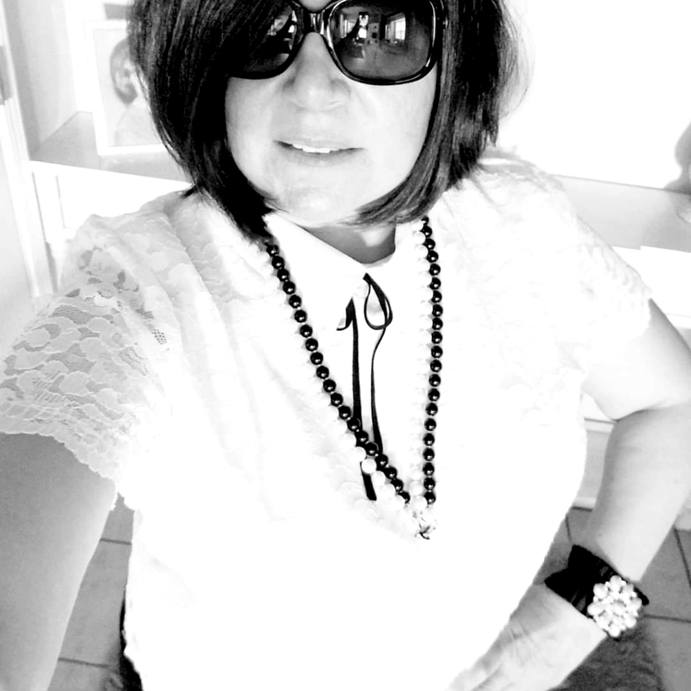 Meet your Posher, Raquel